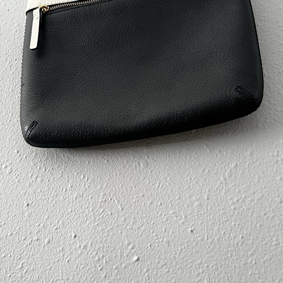 Kate Spade Black Cream Leather Crossbody Bag Adjustable Strap Minimalist Classic - Picture 6 of 11
